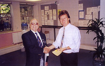 Sam gives his licence back to Ed Thompson at the PCO