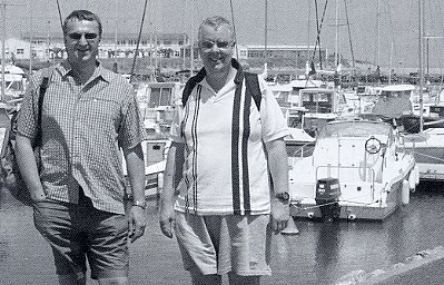 Dac's Peter Straighton (F31) with Bob Woodford (left) while taking advantage of the four day 'house hunters' package.