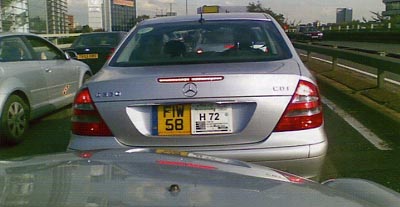 This Sevenoaks taxi is legally using the M4 bus / taxi lane