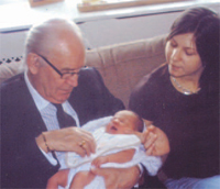 Trevor with granddaughter Nicola and great granddaughter Lily-May