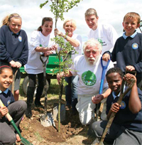Natalie, Caroline, John Buckley and David Bellamy togther with some of the Academy Children
